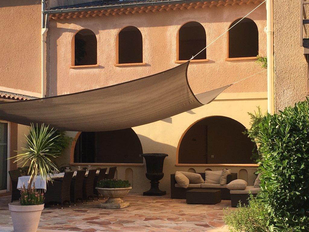 Logis Hostellerie De L'Abbaye Le Thoronet Exterior photo